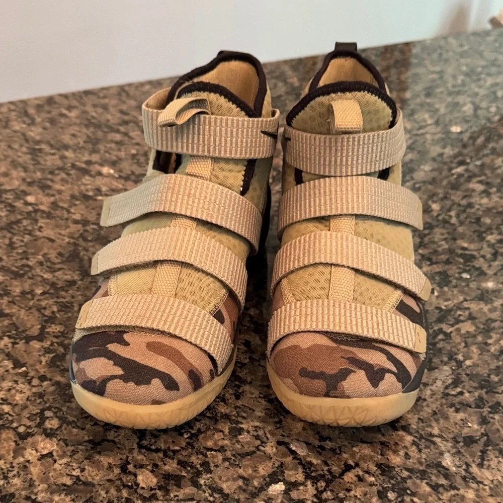 Nike LeBron Soldier High-Top Camo Sneakers EUC 6.5Y or 8 women’s